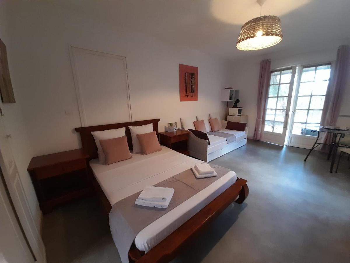 La Rose Du Sud Hotel Сен-Жозеф Екстериор снимка